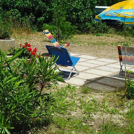 Дом отдыха Campo De Oleandros *